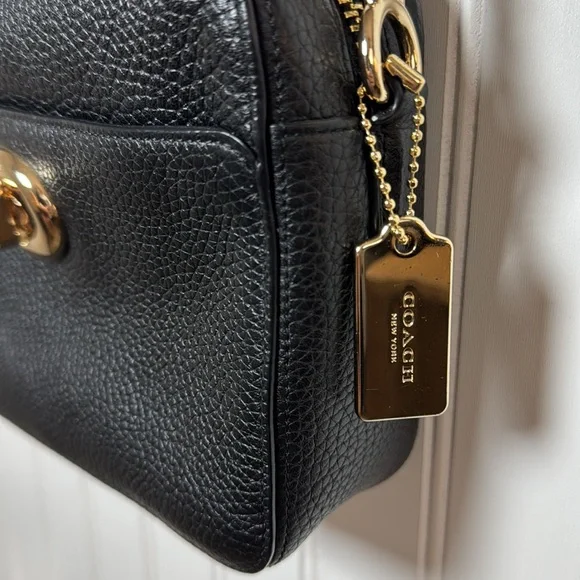 Coach Turn Lock Black Pebbled Leather Crossbody Shoulder Camera Bag - Picture 7 of 17